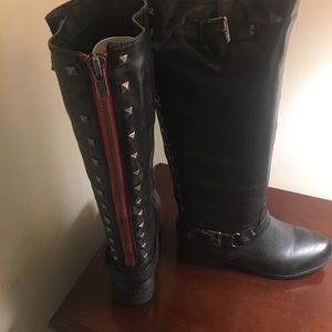 Women’s boots